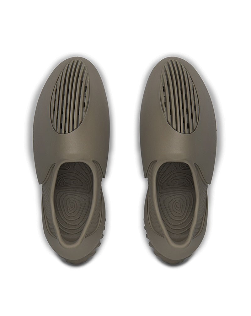 GENEGG Foam Runner Whale 'Grey'