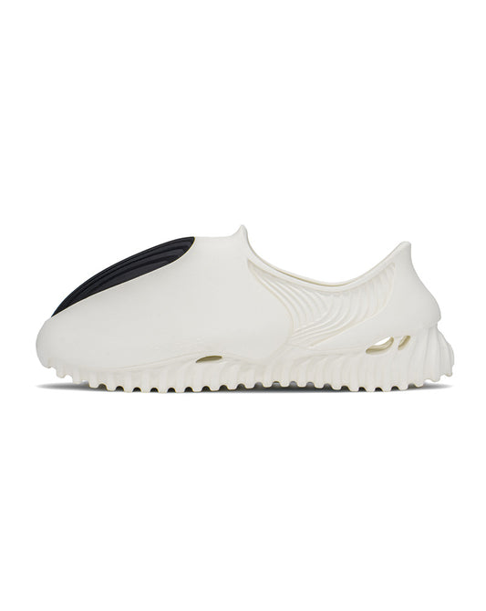 GENEGG Foam Runner Whale 'White/Black'